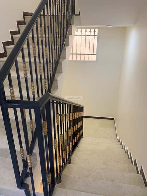 عمارة 735 متر مربع واجهة غربية المدائن، حائل