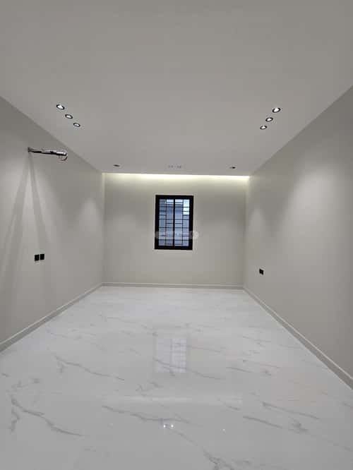 فيلا 450 متر مربع مع شقة واجهة شرقية وادي جليل، الطائف