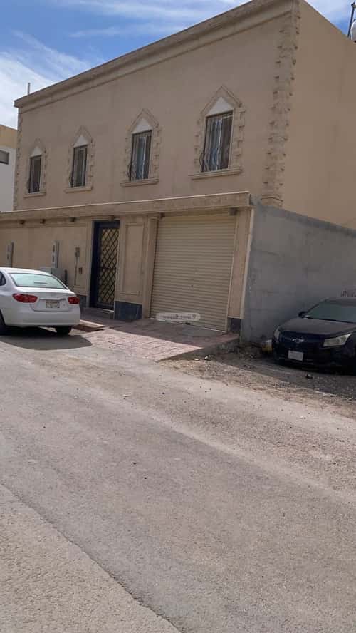 فيلا 200 متر مربع شمالية شرقية على شارع 15م ظهرة لبن، غرب الرياض، الرياض