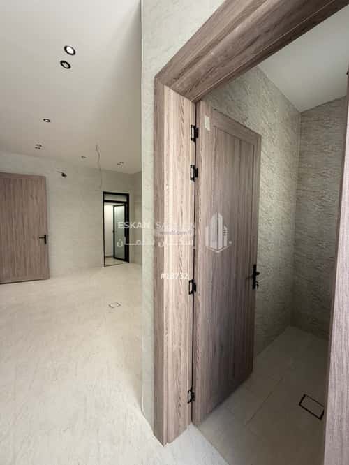 فيلا 443 متر مربع غربية على شارع 16م الأمواج، الخبر