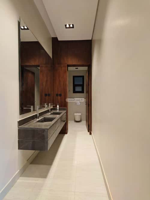 Floor 141 SQM with 4 Bedrooms Al-Muanisiyah, East Riyadh, Riyadh