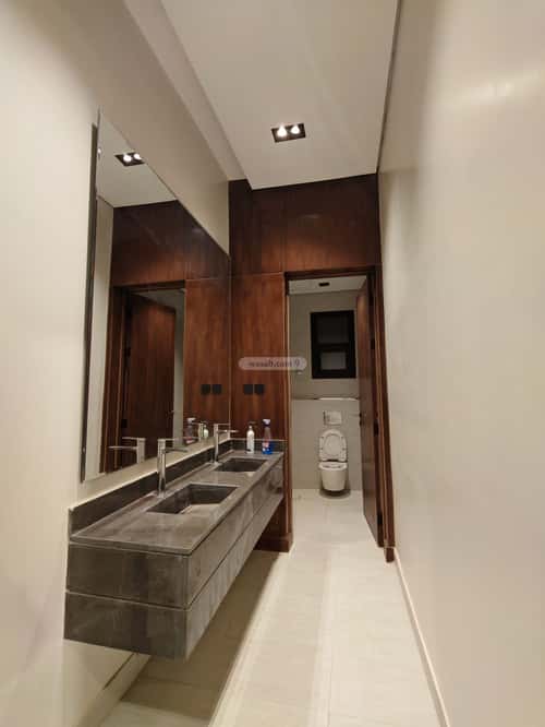 Floor 141 SQM with 4 Bedrooms Al-Muanisiyah, East Riyadh, Riyadh