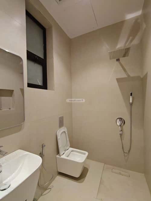 Floor 183 SQM with 5 Bedrooms Al-Yarmuk, East Riyadh, Riyadh