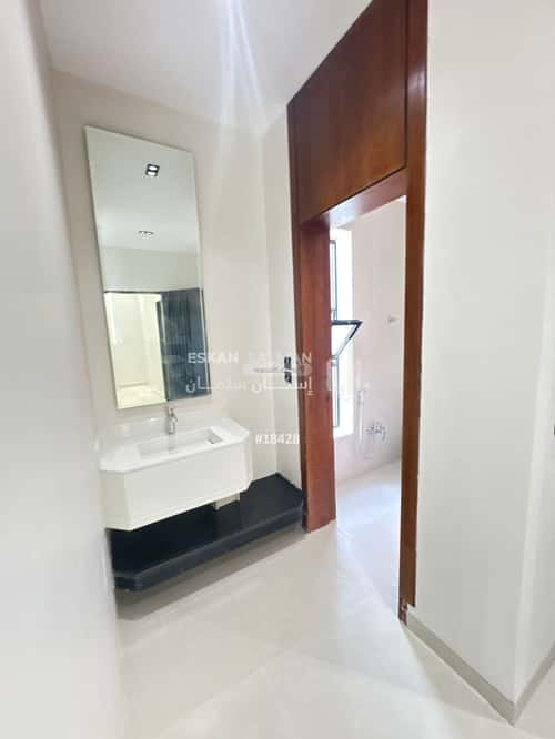 دور 201 متر مربع ب 5 غرف النسيم الغربي، شرق الرياض، الرياض