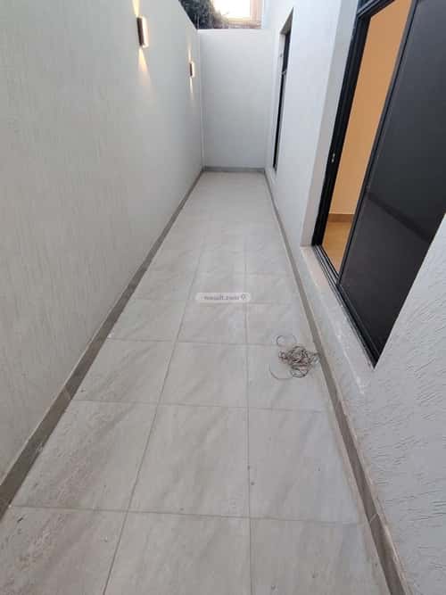Floor 223 SQM with 3 Bedrooms Al-Muanisiyah, East Riyadh, Riyadh