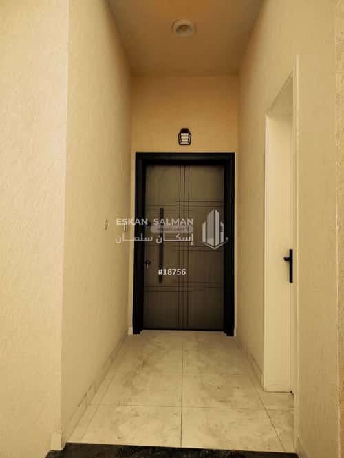 Floor 300 SQM with 5 Bedrooms Industrial City, Madinah