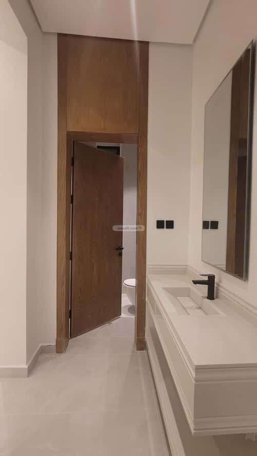 فيلا 194 متر مربع شرقية على شارع 20م الجنادرية، شرق الرياض، الرياض