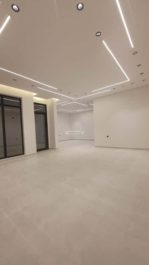 فيلا 250 متر مربع شرقية على شارع 20م الجنادرية، شرق الرياض، الرياض