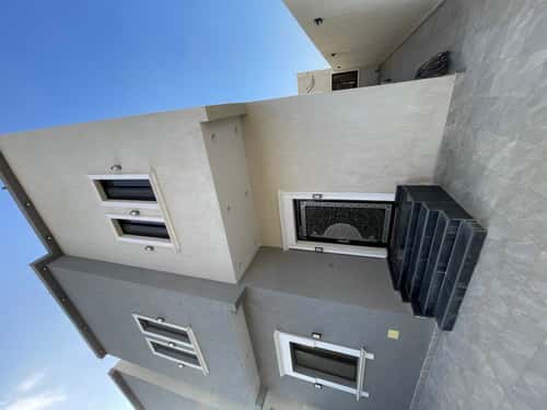 فيلا 332 متر مربع جنوبية على شارع 15م الرحمانية، شرق جدة، جدة