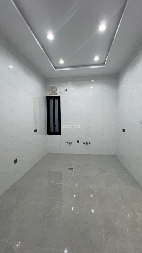 فيلا 332 متر مربع جنوبية على شارع 15م الرحمانية، شرق جدة، جدة