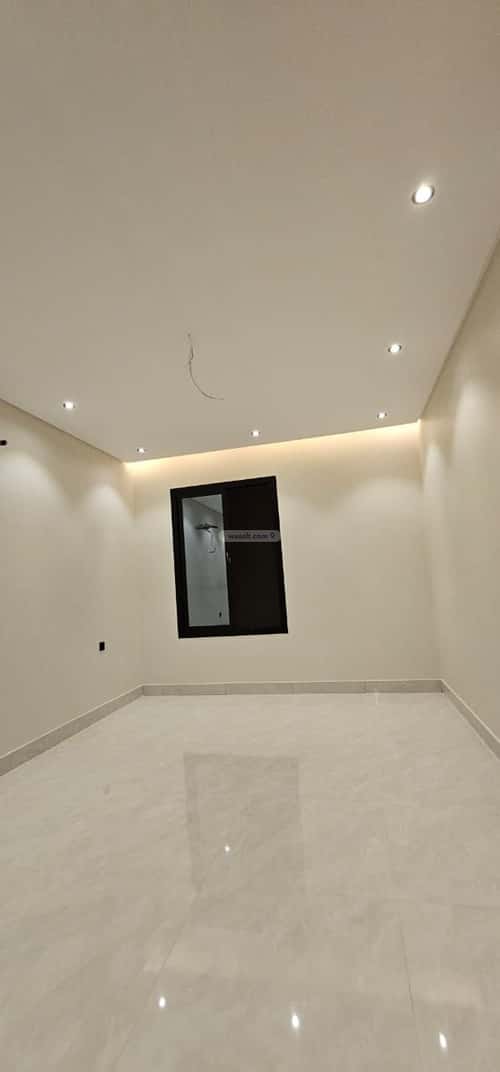 Villa 300 SQM with 3 Apartments Facing West Al Rahmanyah, East Jeddah, Jeddah