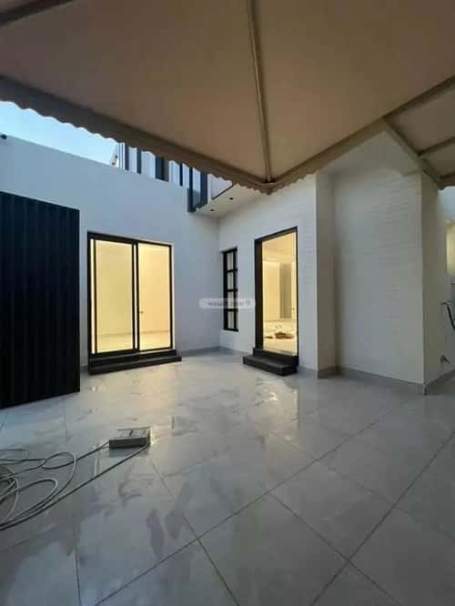 Villa 262 SQM Facing South on 15m Width Street Al-Yarmuk, East Riyadh, Riyadh