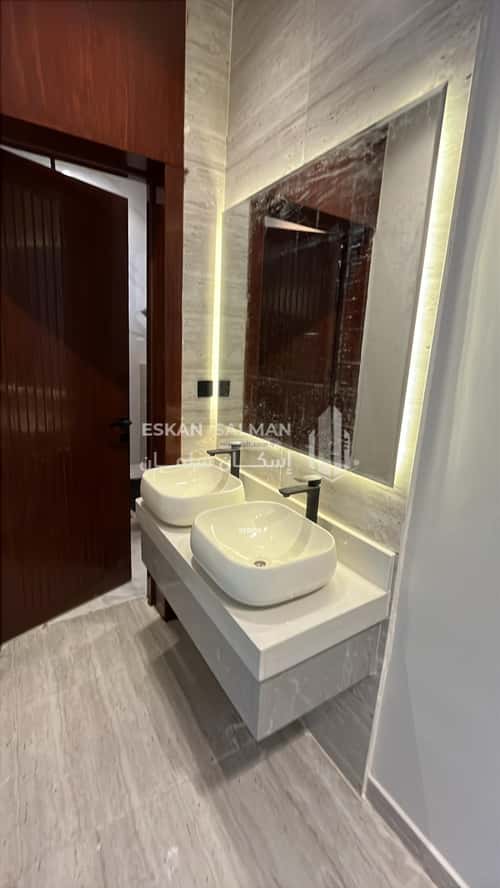 فيلا 268 متر مربع جنوبية على شارع 15م طويق، غرب الرياض، الرياض