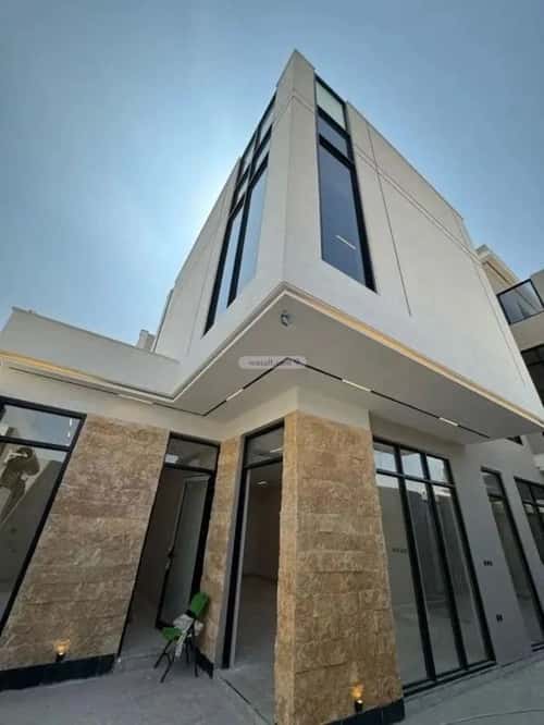 فيلا 320 متر مربع شمالية شرقية على شارع 20م المونسية، شرق الرياض، الرياض