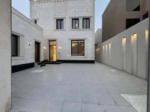 فيلا 437 متر مربع غربية على شارع 20م الشراع، الخبر