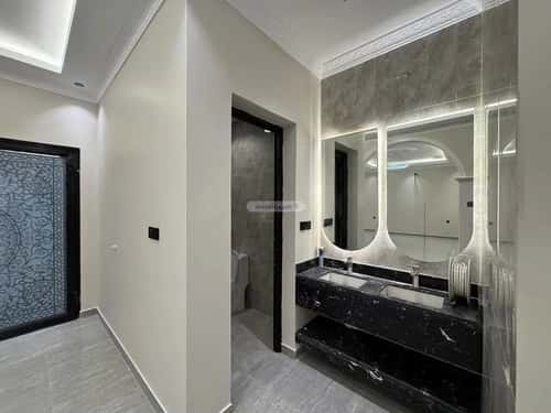 فيلا 437 متر مربع غربية على شارع 20م الشراع، الخبر