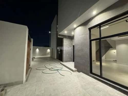 فيلا 436 متر مربع شمالية غربية على شارع 25م الشراع، الخبر