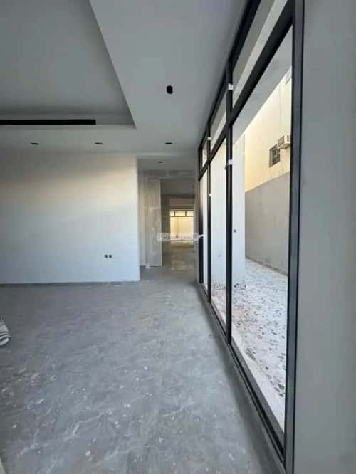 فيلا 409 متر مربع غربية على شارع 15م اليرموك، شرق الرياض، الرياض