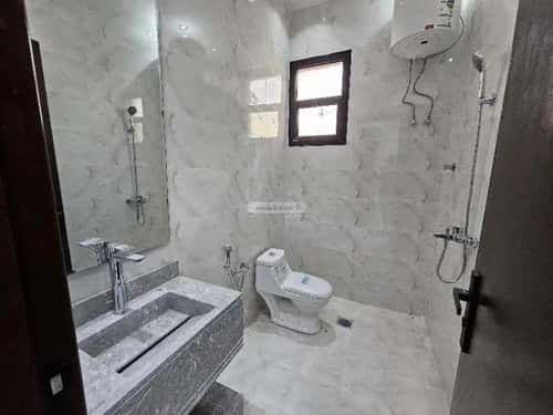 Floor 260 SQM with 4 Bedrooms Al-Qadisiyah, East Riyadh, Riyadh