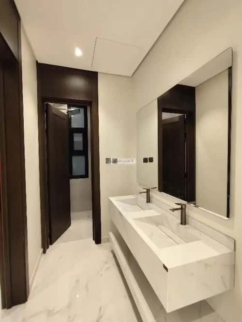 فيلا 5 غرف في المونسية