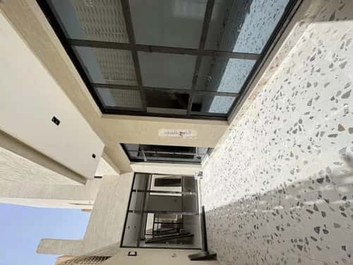 5 bedroom villa in Al Yarmouk