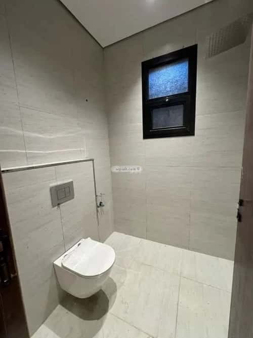 4 bedroom floor in Al Munsiyah