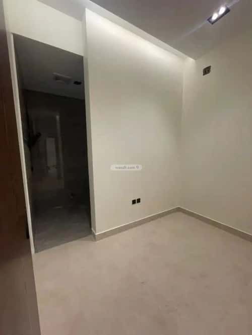 Floor 190 SQM with 4 Bedrooms Al-Muanisiyah, East Riyadh, Riyadh