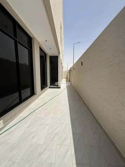 دور 189 متر مربع ب 5 غرف الملك فيصل، شرق الرياض، الرياض