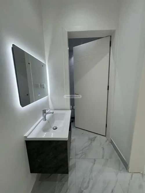 Floor 197 SQM with 4 Bedrooms Al-Qadisiyah, East Riyadh, Riyadh