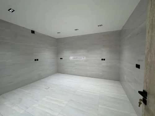 5 bedroom floor in Al Khaleej