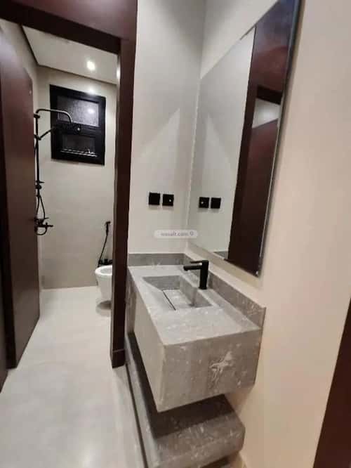 5 bedroom floor in Al Rimal