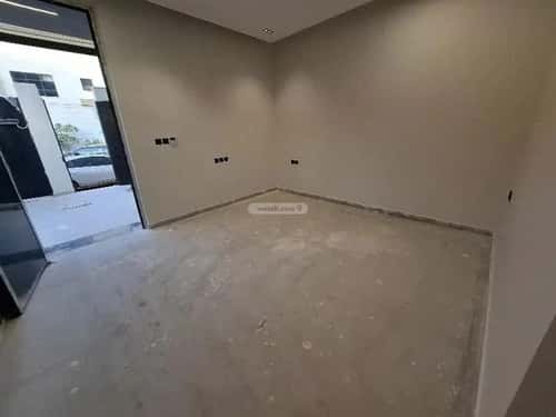 Villa 310 SQM Facing East on 15m Width Street Al-Muanisiyah, East Riyadh, Riyadh