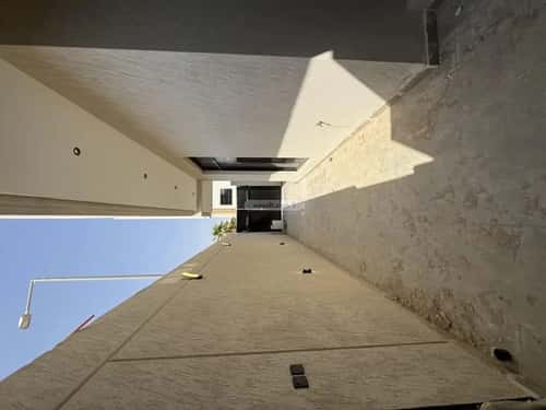 Villa 310 SQM Facing East on 15m Width Street Al-Muanisiyah, East Riyadh, Riyadh