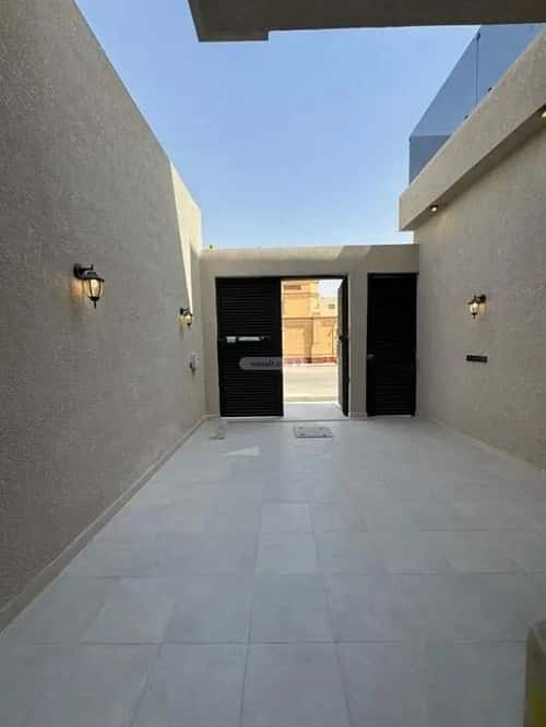 Floor 264 SQM with 5 Bedrooms Al-Muanisiyah, East Riyadh, Riyadh