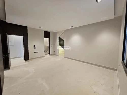 Floor 1650 SQM with 5 Bedrooms Qurtubah, East Riyadh, Riyadh