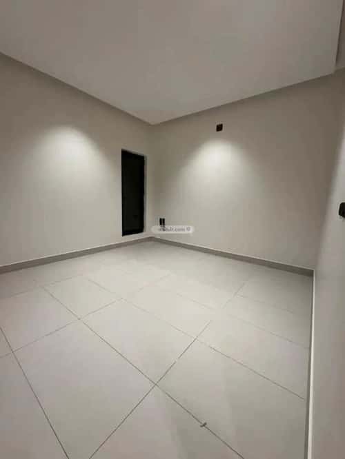Floor 275 SQM with 5 Bedrooms Al-Khaleej, East Riyadh, Riyadh