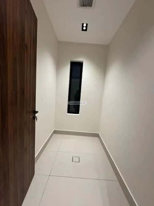 Floor 239 SQM with 5 Bedrooms Al-Khaleej, East Riyadh, Riyadh