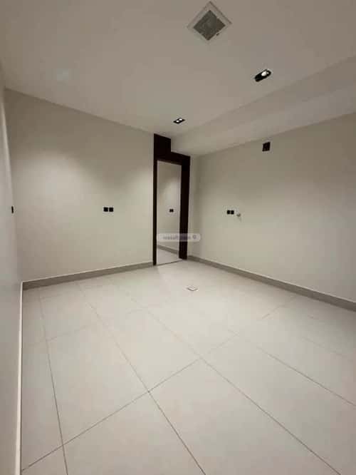 Floor 219 SQM with 5 Bedrooms Al-Khaleej, East Riyadh, Riyadh