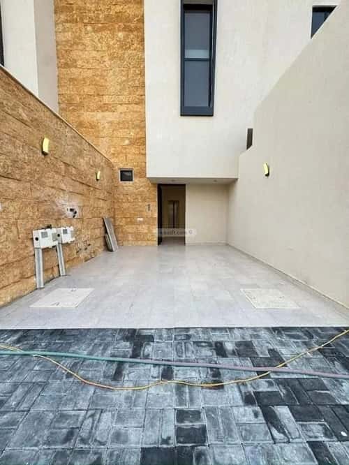 Floor 239 SQM with 5 Bedrooms Al-Khaleej, East Riyadh, Riyadh