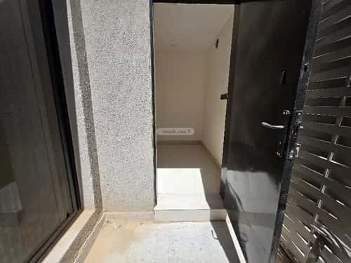 دور 131 متر مربع ب 4 غرف السعادة، شرق الرياض، الرياض