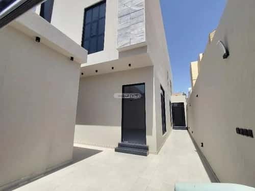 4 bedroom floor in Al Khaleej
