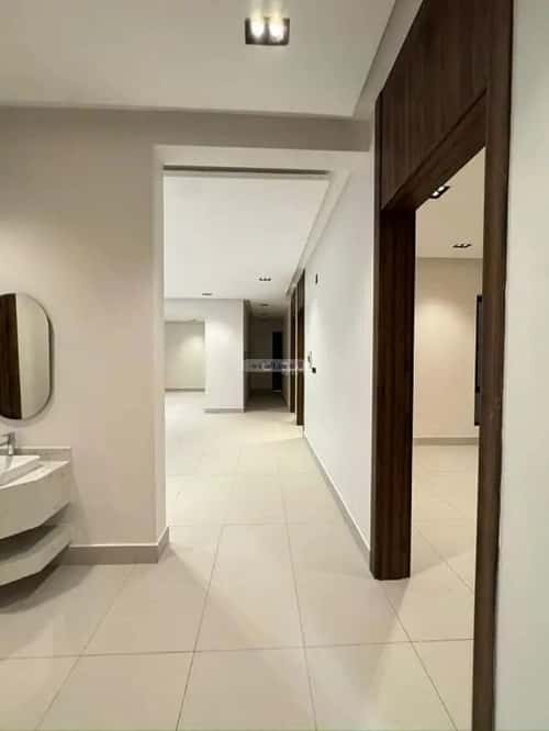 Floor 196 SQM with 5 Bedrooms Al-Khaleej, East Riyadh, Riyadh