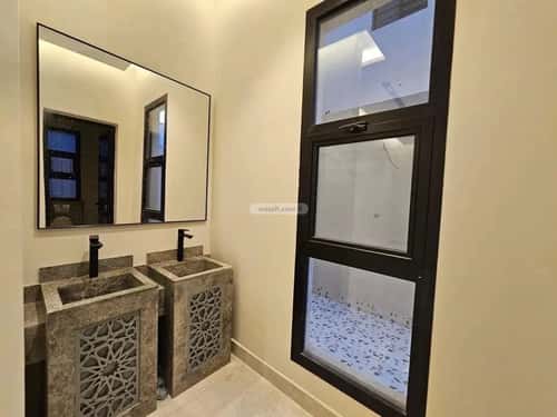 Floor 189 SQM with 5 Bedrooms Al-Qadisiyah, East Riyadh, Riyadh