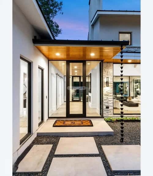 فيلا 300 متر مربع شمالية على شارع 20م الجنادرية، شرق الرياض، الرياض