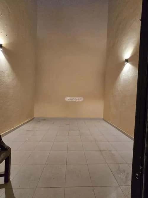 Floor 198 SQM with 5 Bedrooms Al-Yarmuk, East Riyadh, Riyadh