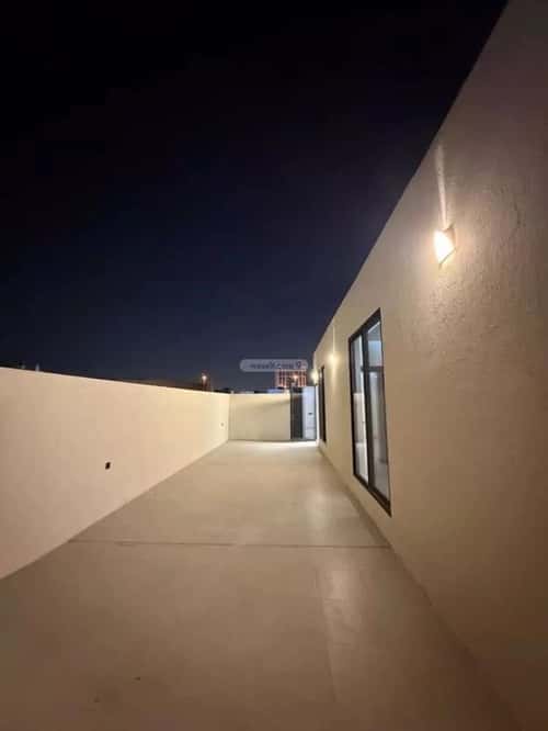 شقة ب 5 غرف أحد، الدمام