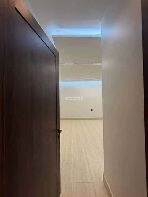 شقة ب 5 غرف أحد، الدمام