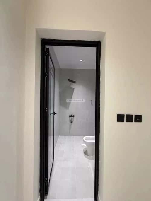 شقة ب 5 غرف أحد، الدمام