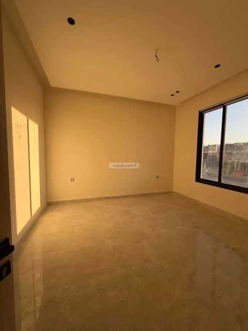 فيلا 214 متر مربع شرقية على شارع 18م طيبة، الدمام