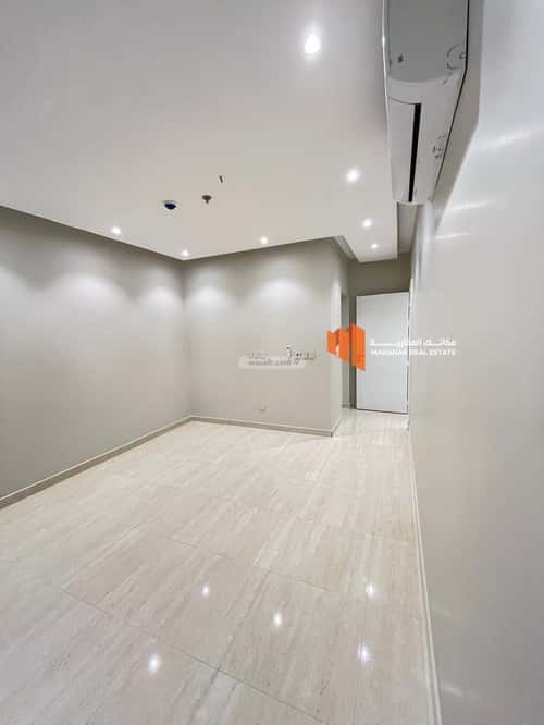 Apartment with 3 Bedrooms Al Hammraa, Khobar